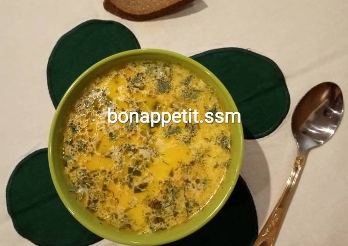 Сырный суп с консервированным тунцом