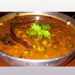A picture of Restaurant Style Chana Daal Palak.