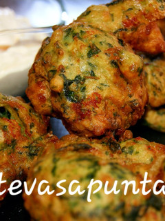 Una foto de Buñuelos de espinacas