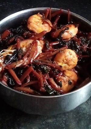 লাল চিংড়ি (laal chingri recipe in bengali) রেসিপির প্রধান ছবি