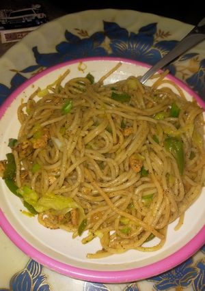 A picture of Green vegetable spegati.