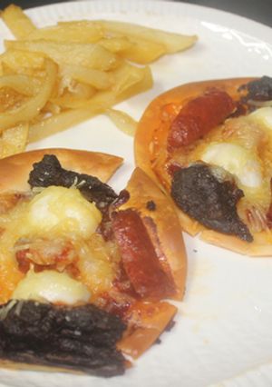 Foto principal de Mini pizzas con masa de empanadilla