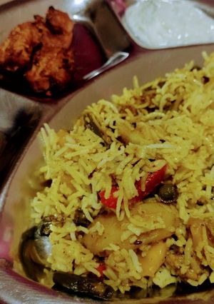 সব্জী পোলাও (sabji pulao recipe in Bengali) রেসিপির প্রধান ছবি