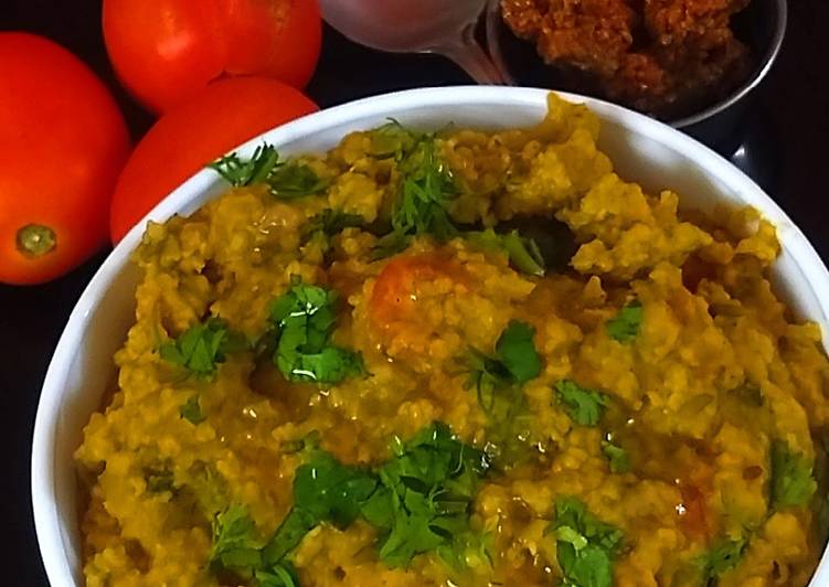 Recipe of Quick Tomato oats khichadi