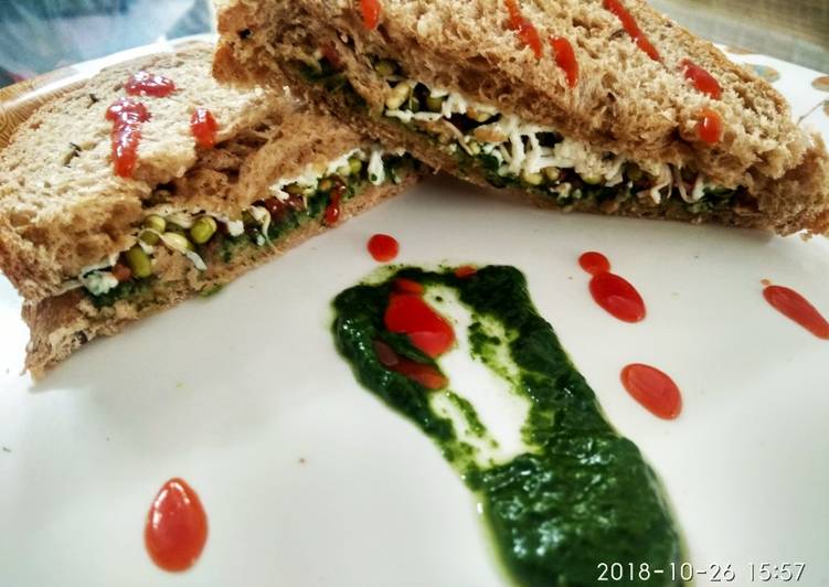 Recipe of Quick Spinach and sprout cheese sandwich
