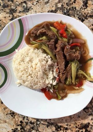 Una foto de Res al teriyaki