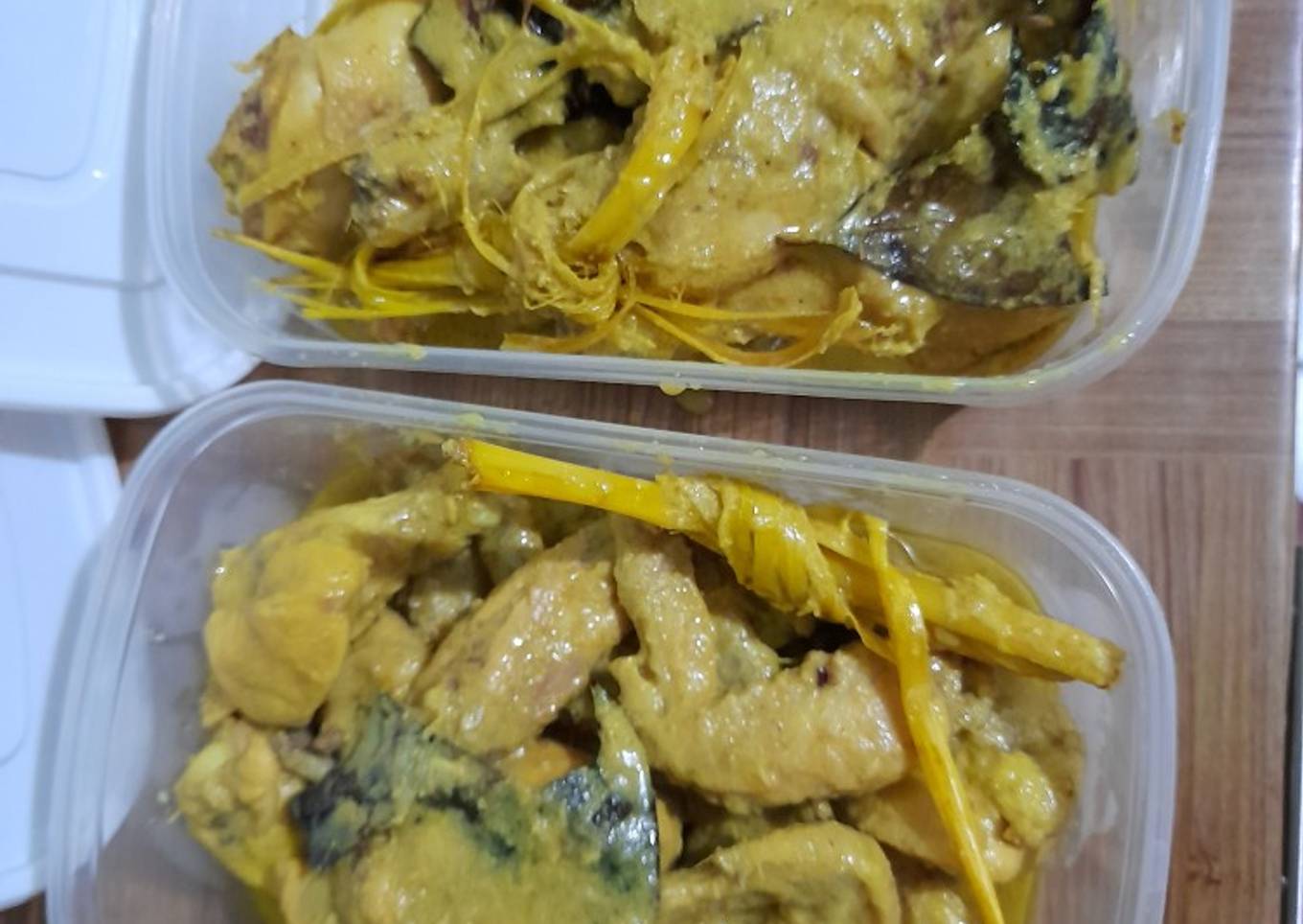 Ungkep Ayam Lengkuas (Stock food Prep)