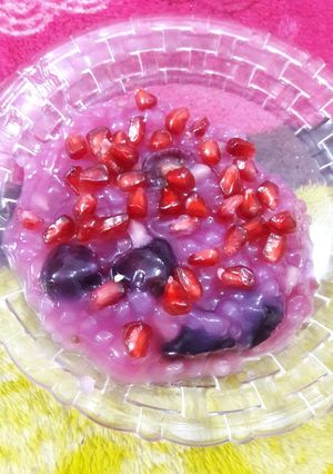 A picture of Fruity pudding.