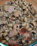 Frejol panamito con chuleta ahumada