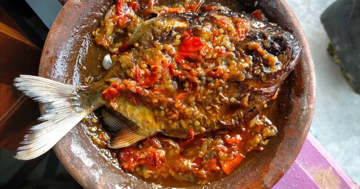 18 Resep Penyet Ikan Bawal Enak Dan Mudah Cookpad