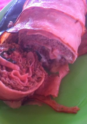 Una foto de Rollo de carne relleno