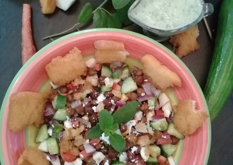 Recipe of Speedy Black Chickpea salad with Basil Curd Dressing