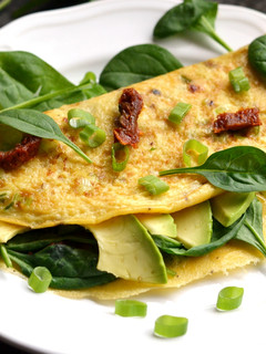 Avokádós omlett recept fotója