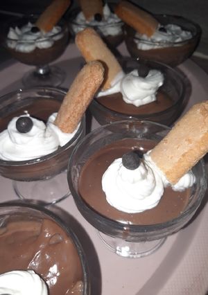صورة لوصفة فلان بشوكولاتة وياغورت بنين