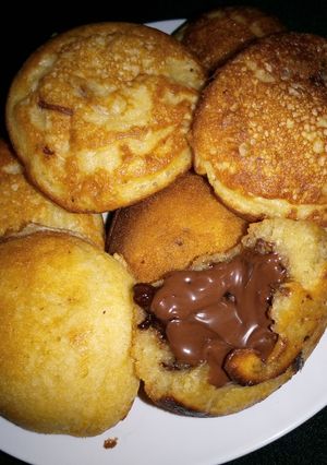 A picture of Chocolate filled pancake.