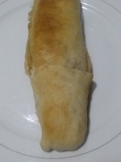 A picture of Spicy chicken roll.