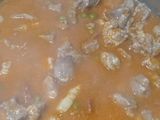 Cabezada de cerdo en salsa