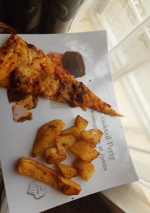 A picture of Fried cassava.
