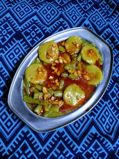 ગુવાર ઢોકળી (Guvar Dhokli Recipe In Gujarati) રેસીપી મુખ્ય ફોટો