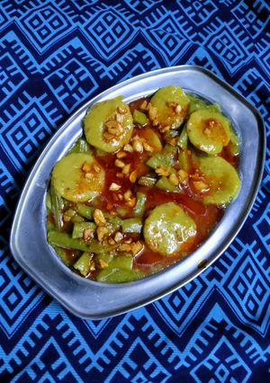 ગુવાર ઢોકળી (Guvar Dhokli Recipe In Gujarati) રેસીપી મુખ્ય ફોટો