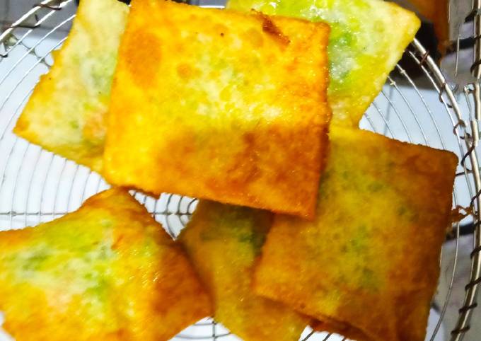 Kulit Pangsit isi Telur