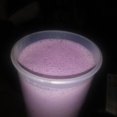 A picture of Berry Berry Smoothie.