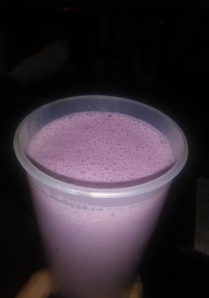 A picture of Berry Berry Smoothie.