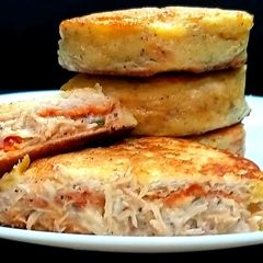 A picture of Disc sandwich.