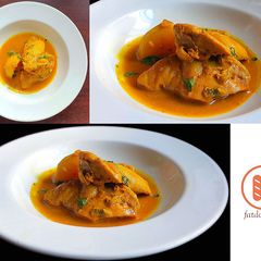 A picture of Murgir Mangsho'r Jhol.