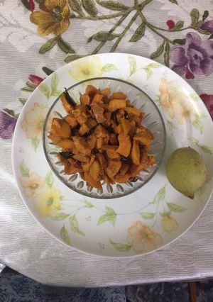A picture of Nutmeg (jaiphal).