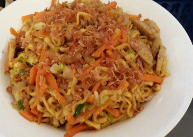 Bagaimana Membuat Bakmi Goreng Nyemek yang Bikin Ngiler