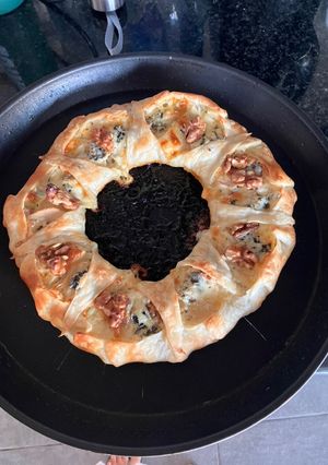 Una foto de Tarta de pera y roquefort