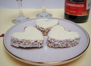Una foto de Alfajores de corazón ❤️