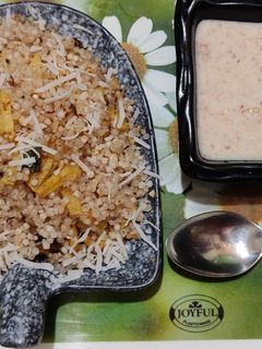 साबुदाणा खिचडी (sabudana khichdi recipe in marathi) रेसिपी चे मुख्य फोटो