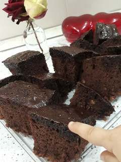عکسی از دستور کیک شکلاتی خیس ترکیه