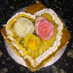 A picture of Fresh pineapple cake.