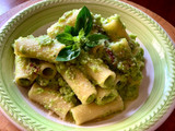 Rigatoni con Pesto di Zucchine e Speck