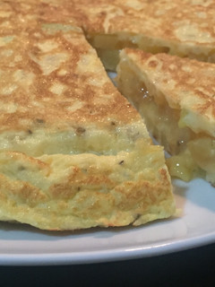 Una foto de Tortilla de patata con calabacín