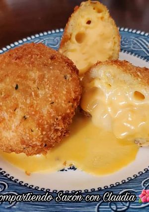 Una foto de Bombas de macarrones con queso🌺