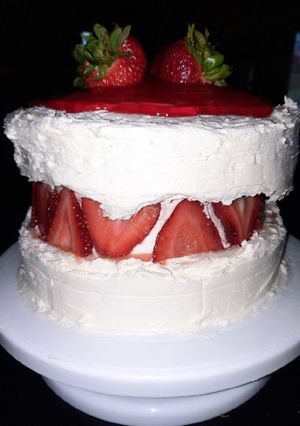 A picture of Basic Buttercream Frosting.