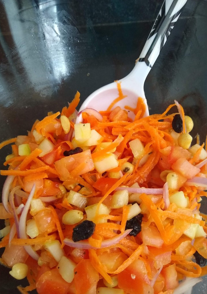 Una foto de Ensalada con aderezo dulce