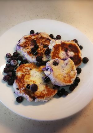 Túrós-áfonyás lepényke recept fotója