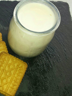 Una foto de Yogurt natural