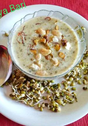 A picture of Sprouted Moong Kheer.