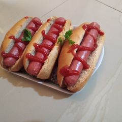 Hot dogs A picture of Hot dogs.