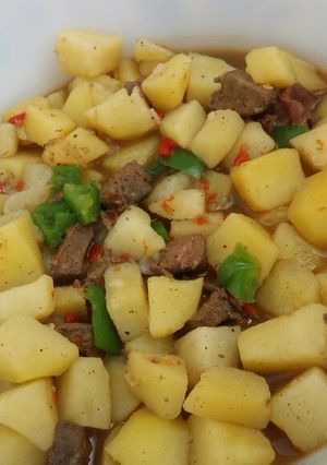 A picture of Potatoe soup.