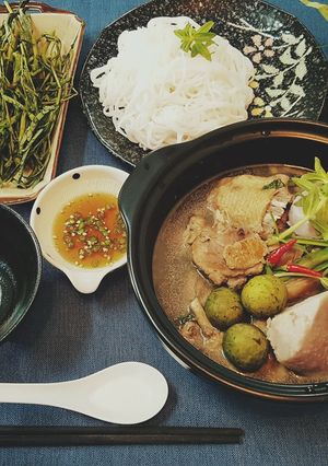 Hình của món Vịt om sấu.