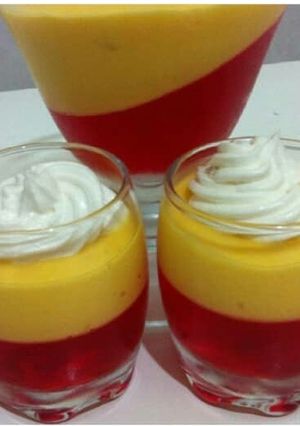 عکسی از دستور ژله انبه و توت فرنگی