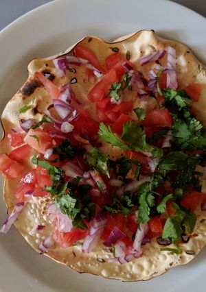 A picture of Masala papad.