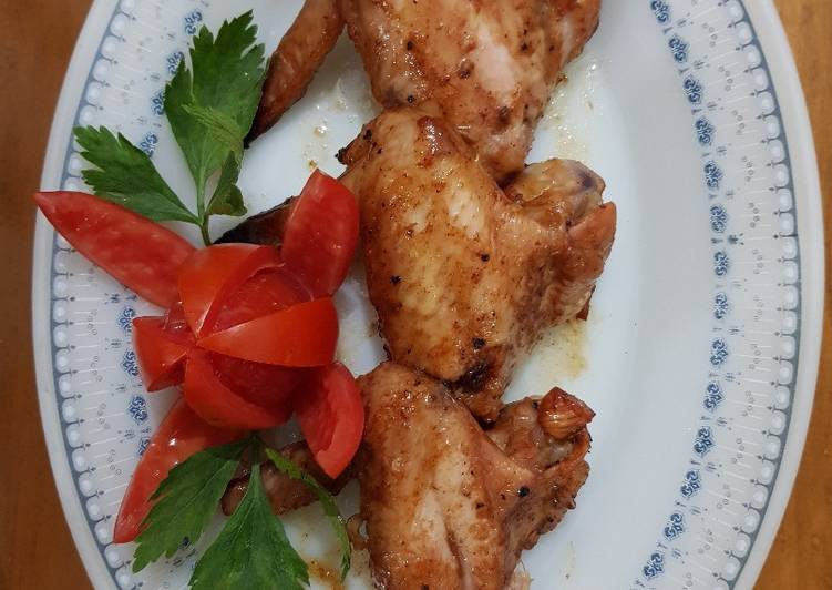 Langkah Mudah untuk Membuat Black Pepper Spicy Chicken Wings (Sayap Ayam Lada Hitam Pedas) yang Menggugah Selera